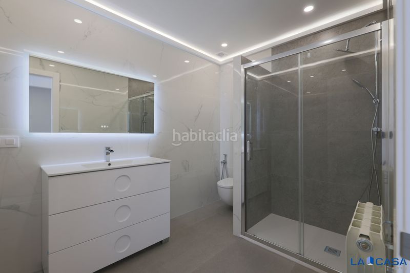 Foto 21ae182b-78a5-4a2b-92be-f59f26050515. Piso en Ripoll
