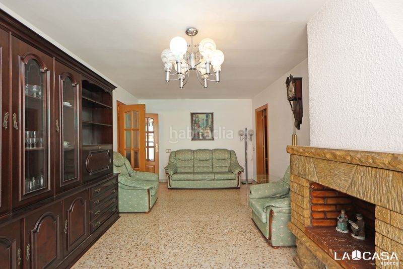 Foto ca6795a7-d701-402c-8cfe-91cea242266e. Pis a Can Vidalet Esplugues de Llobregat