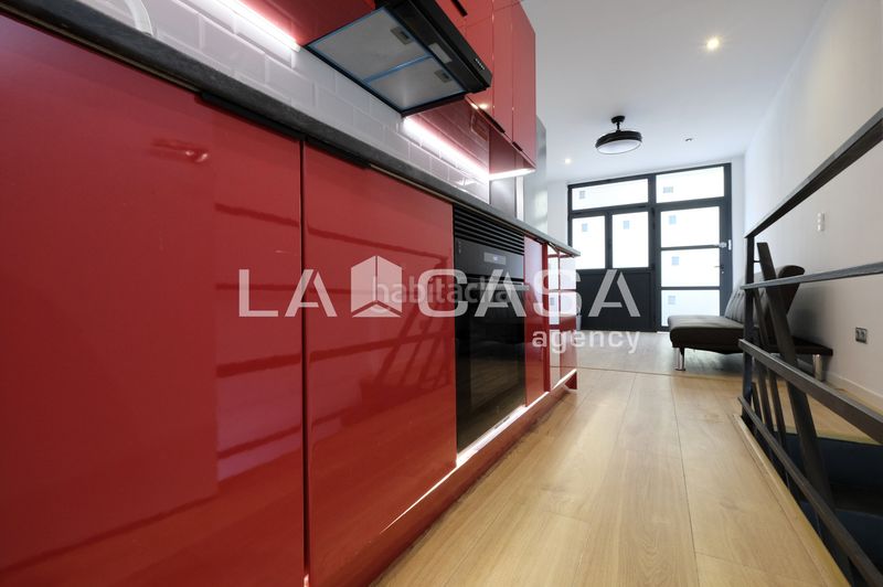 Foto daf5255f-08f6-41b0-933e-503cd5a0967c. Dúplex en Vilapicina - Torre Llobeta Barcelona
