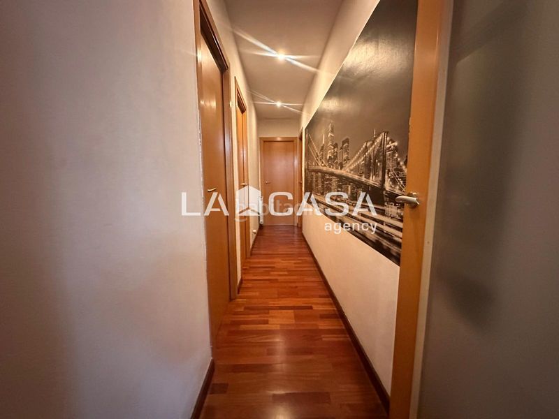 Foto 12c93468-6049-4541-b6d4-a67bd5474416. Planta baixa a Canovelles
