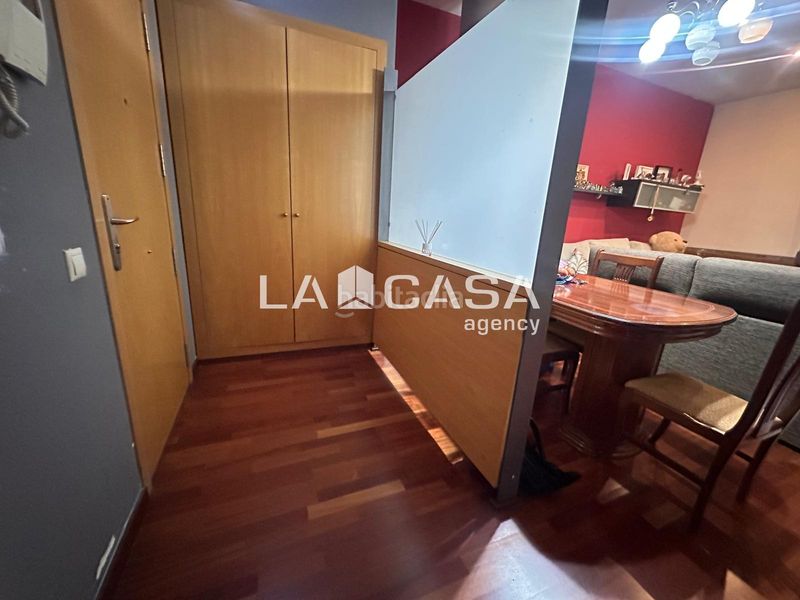 Foto 6f08e5f2-2790-4fda-9db1-4ddcd4bf3876. Planta baixa a Canovelles