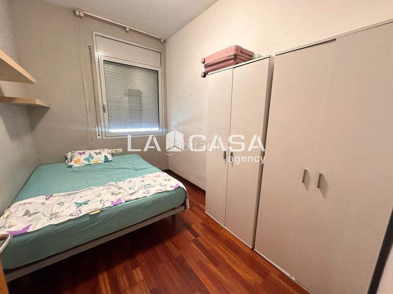 Foto f08160f1-136e-479a-98c5-046854868ef5. Planta baixa a Canovelles