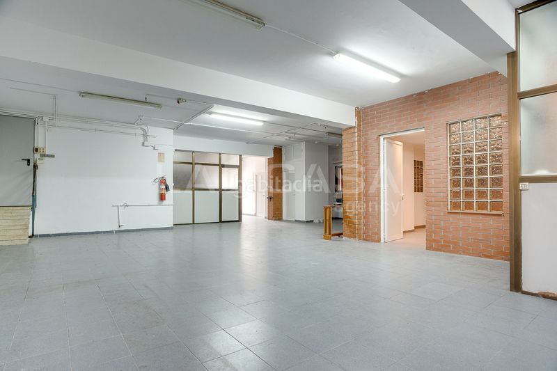 Foto f89ebfa6-f707-4684-b457-cd35c8bd0510. Casa amb calefacció aparcament a Lliçà d´Amunt