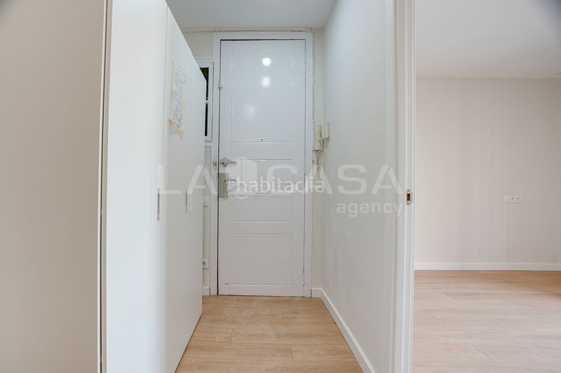 Foto c8d9d31b-4e2a-401f-860f-be123c9b05f0. Piso en Putget - Farró Barcelona