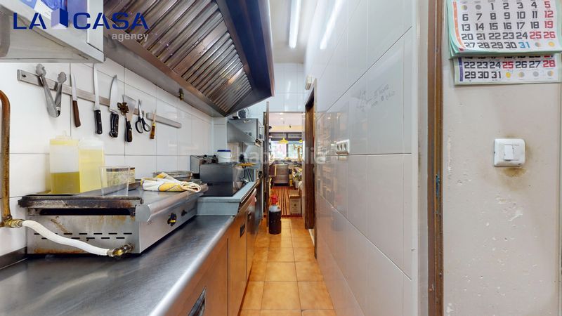 Foto cc72be52-f801-457d-87e3-be1e546724ef. Local comercial a Alonsotegi