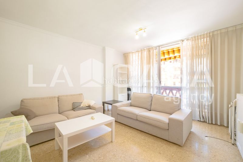 Foto 7dffa1a4-ff25-4532-a479-5487cb5c5b95. Pis a L´Amistat Valencia
