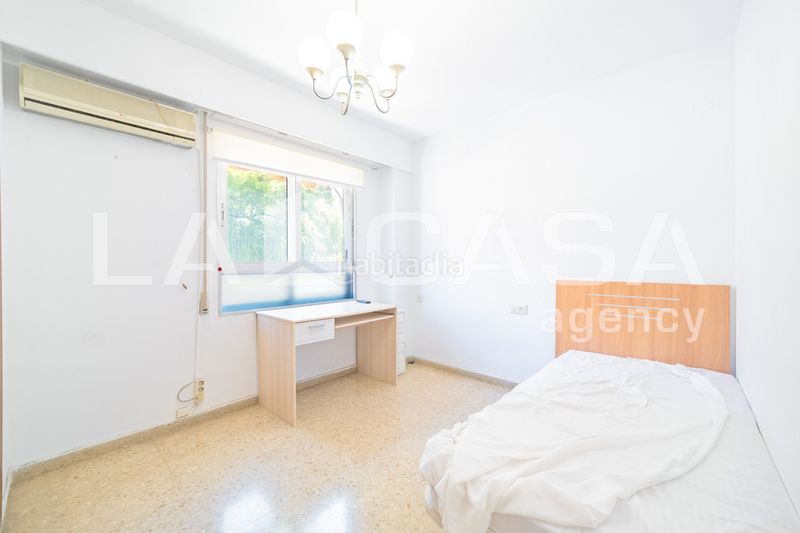 Foto a6945ff6-7c7f-4de0-a319-fd7573248480. Pis a L´Amistat Valencia