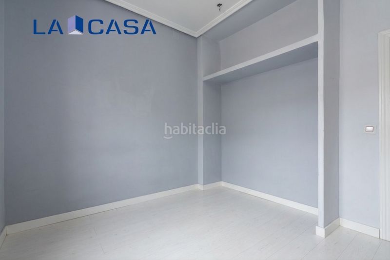 Foto ae8ff1f7-8913-443b-8da9-5a0a233c30ef. Piso en Delicias Madrid