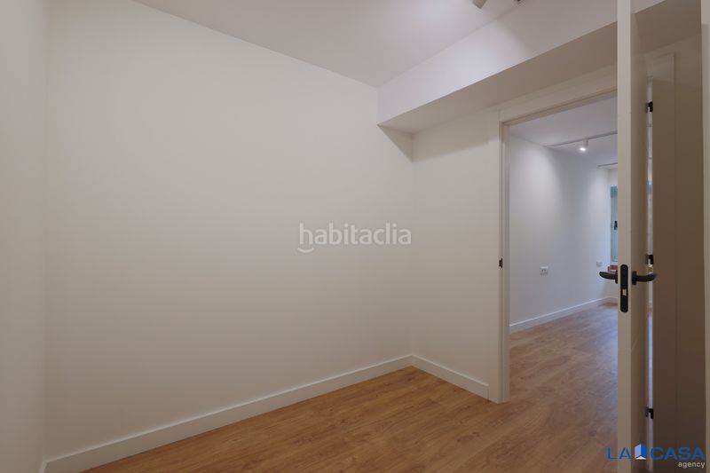 Foto aed122a1-7172-45a7-8551-454705ce33a8. Pis a La Bordeta Barcelona