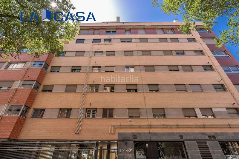 Foto 54af1866-d80d-487d-bf7d-701652a9beca. Àtic amb calefacció aparcament piscina a Delicias Madrid