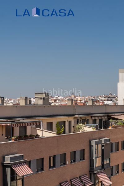 Foto ac87f623-2af3-4c5c-8064-0062ce680b13. Àtic amb calefacció aparcament piscina a Delicias Madrid