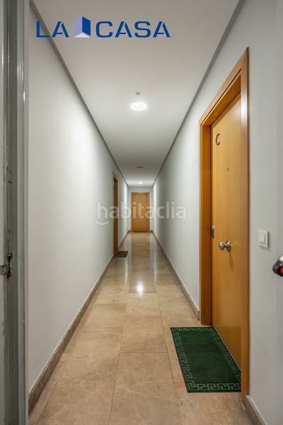 Foto e2fa40a5-5fd6-4f88-b23f-6151f7c9e7ee. Àtic amb calefacció aparcament piscina a Delicias Madrid