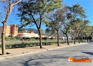 Terreny residencial a Poeta muñoz rojas 1. Terreno en avenida poeta muñoz rojas, antequera