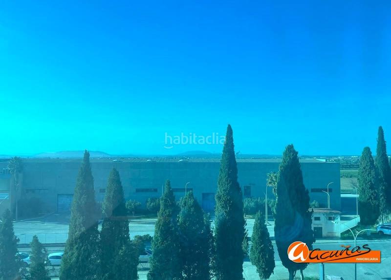 Foto efe1b021-72f8-4505-b141-3db95a944028. Ufficio in Zona de la Vega Antequera