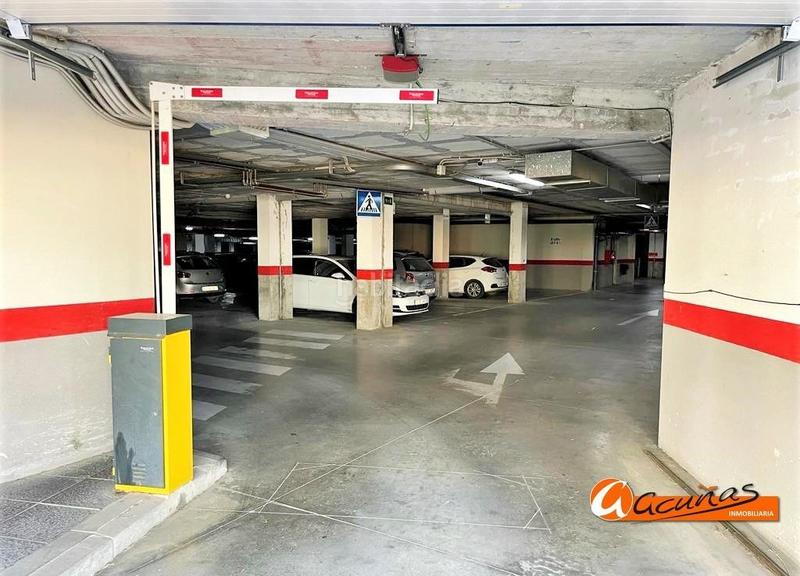 Foto f47d1f56-6850-477b-be69-149985184c33. Ufficio in Zona de la Vega Antequera