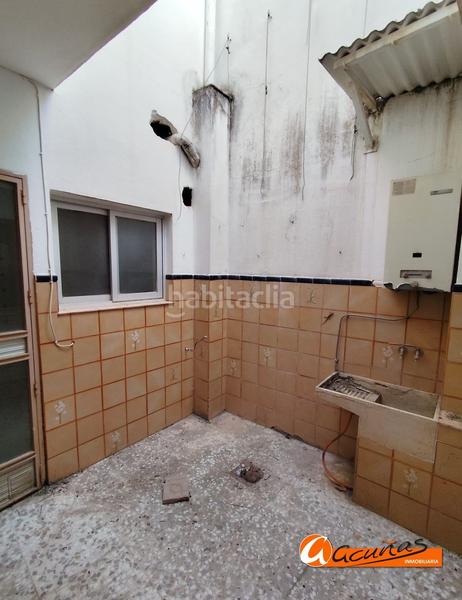 Foto 1565fa9d-0da9-40ec-97d3-eafec493eefe. Maison jumelée dans Cuevas de San Marcos