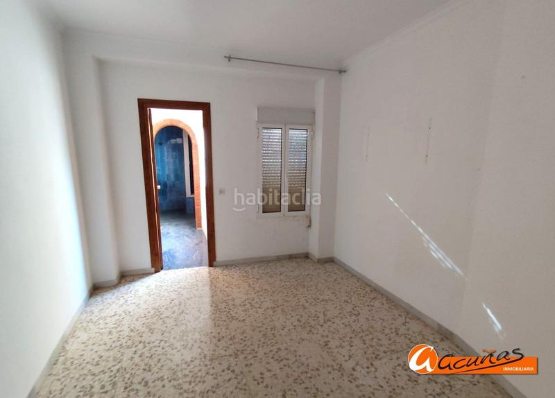 Foto 7af34411-db21-4423-9cd0-cf95bef02838. Maison jumelée dans Cuevas de San Marcos