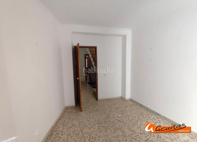 Foto e04623dc-0496-4bb8-ada1-35e5c0fe4680. Maison jumelée dans Cuevas de San Marcos