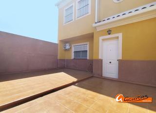 Casa adossada a Alameda. Chalet adosado alameda, málaga