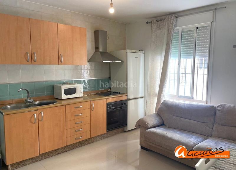 Foto f13b223d-3cb2-4af6-8456-ac37ba15f0da. Flat in Alameda