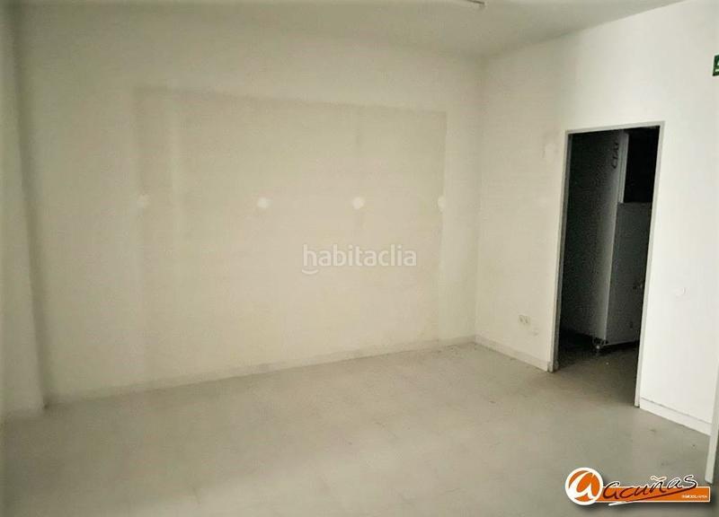 Foto 3fba43b4-bc88-493e-a130-8bbd27bc0d57. Location local commercial dans Centro Antequera