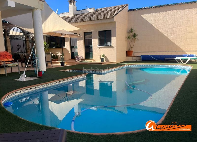 Foto 7cf601e1-d076-48c5-83ae-ef400bdf6cdb. Casa amb aparcament piscina a Campillos