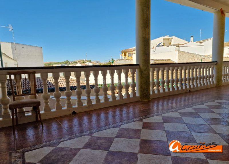 Foto ac9bf78e-33d4-4a83-8483-8215a0a5e677. Casa amb aparcament piscina a Campillos