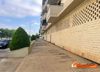 Local Comercial a Fuentemora. Local en urbanización parque verónica, antequera