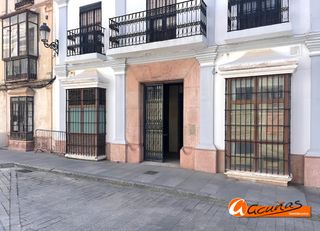 Local Comercial a Carmen Abela