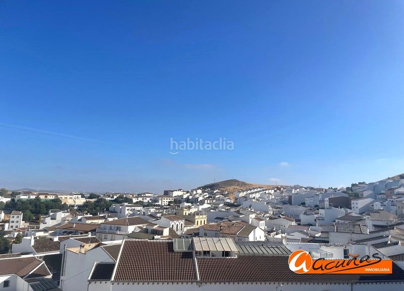 Foto 777c8221-118b-495d-8e0c-cb6c2dc35ea1. Casa adossada a Teba