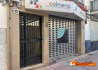 Business premise  General alaminos. Local en lucena, córdoba
