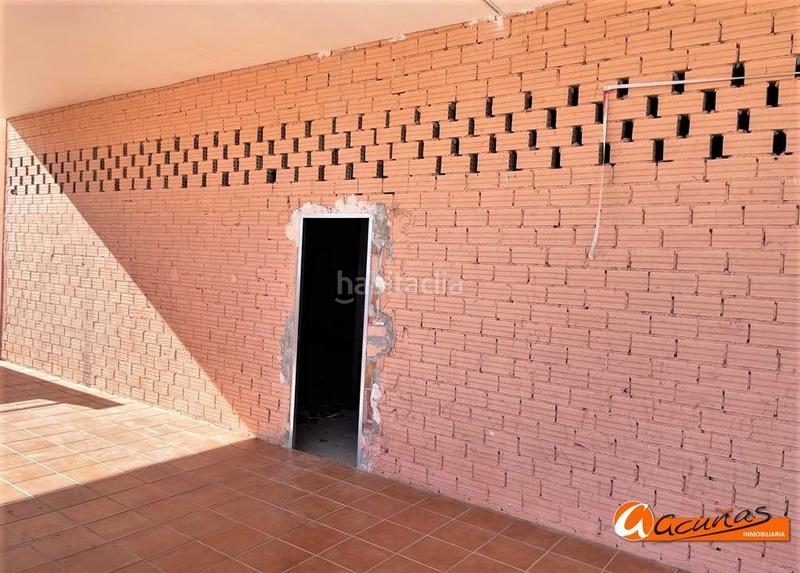 Foto fedc0794-b44e-4e7e-a809-d9f8819dc1f8. Local comercial a Zona de la Vega Antequera