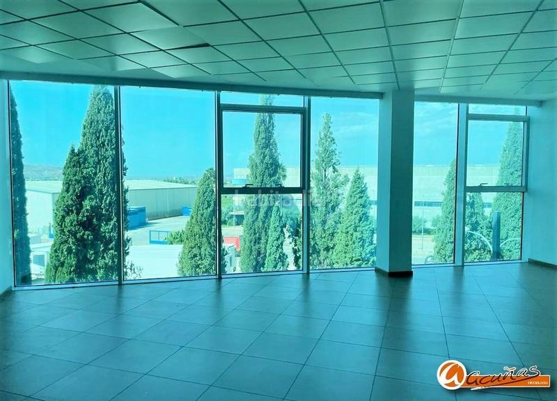 Foto 6c2c0bd9-beae-40f4-b727-742111639925. Bureau dans Zona de la Vega Antequera
