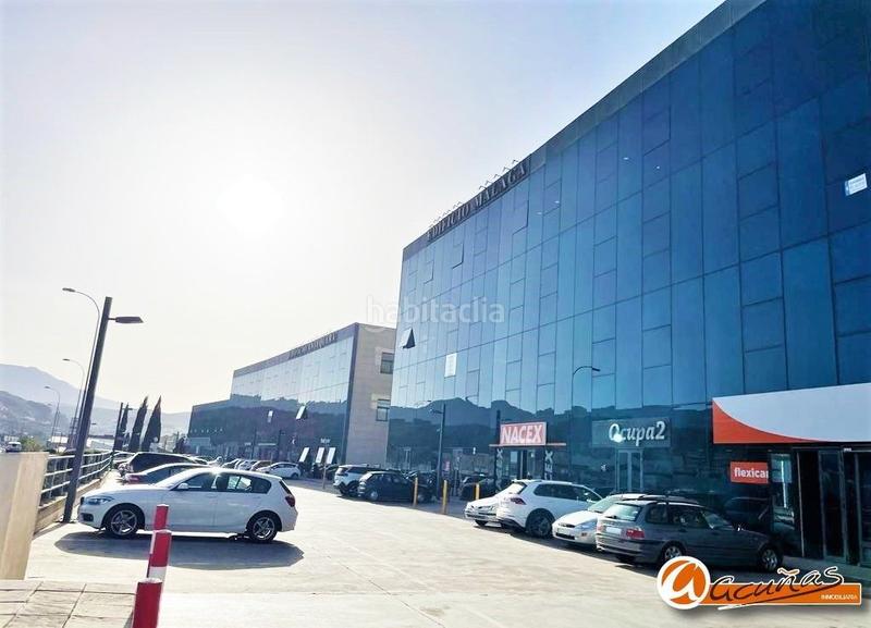 Foto c0069aff-878c-4e8e-b36e-c9cb3938f169. Bureau dans Zona de la Vega Antequera