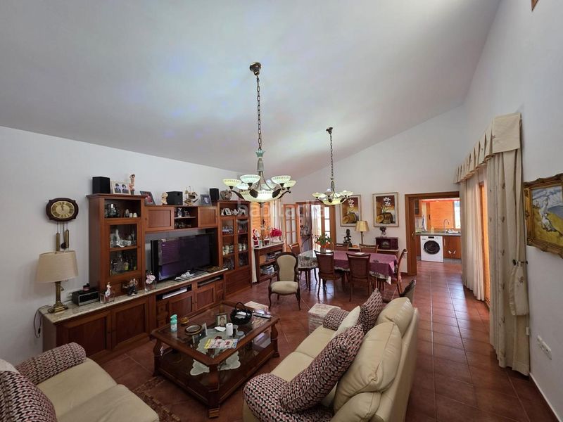 Foto 0db18c6c-7bed-44a6-a64c-b13a129acda3. Casa amb aparcament piscina a Vera ciudad Vera