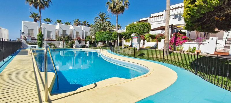 Foto e0aaebb1-888d-4386-9b68-c2795de7b65f. Casa amb piscina a El Palmeral Mojácar