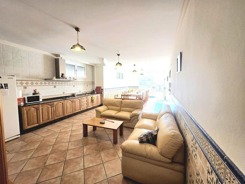 Foto 3f787834-c0cb-4c37-8bda-9ac200c05634. Casa amb aparcament a Antas