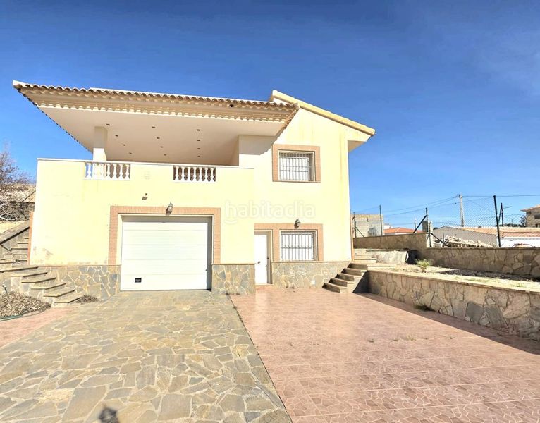 Foto fd0feed8-d217-4851-8374-09af33b7c970. Casa amb aparcament a Antas