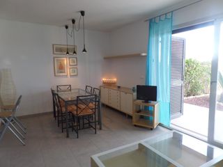 Affitto Piccolo appartamento  Bacares. Apartamento con jardín en esquina  valle del este
