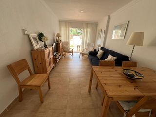 Location Rez-de-chaussée  Calle bergantín. Bajo con jardín soleado en puerto rey  ideal invierno