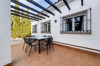 House in Mazarrón Casco Urbano. Promoción de villas en altos de las palas