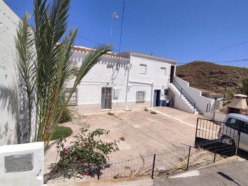 Foto 3eb543ea-d74b-4392-9f6c-9f6278d4b07e. Casa dos viviendas en un bonitio cortijo rural en Antas