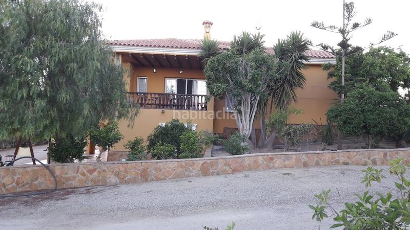 Foto fc86c1d9-8543-4f5f-b541-e418d08db769. Casa con piscina in Vera ciudad Vera