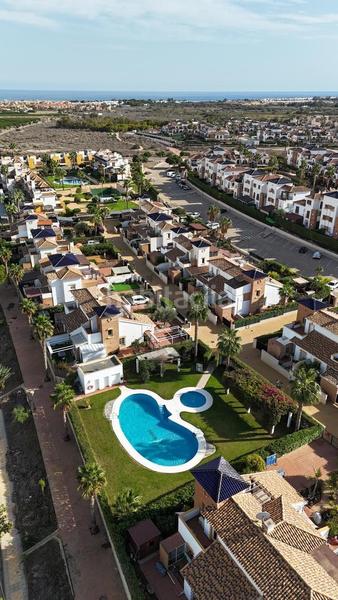 Foto 1337c8a8-1934-44e5-b7cb-f1b74d6810d3. House with pool in Lomas del Mar Vera