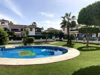 Lloguer Apartament  Descubrimiento. Aparamento en urb. veramar 1