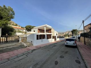 House  Velzquez. Excelente villa en san juan de los terreros