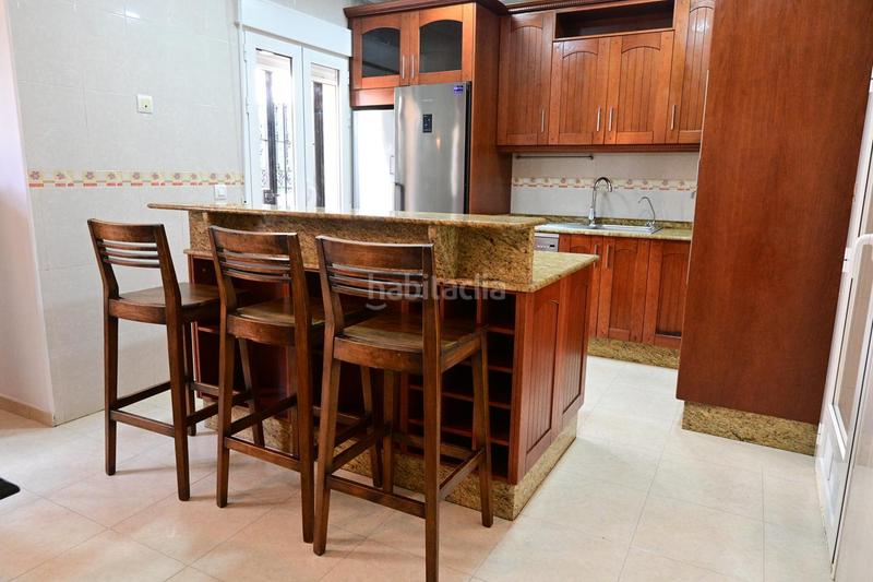 Foto 9d0599e2-a439-4bc6-bf41-42088feb239d. House with parking in Vera ciudad Vera