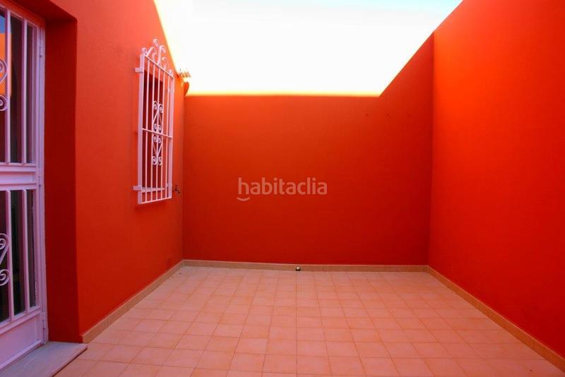 Foto 43290bda-91b5-4cba-8b9f-803ab2136bad. Casa amb aparcament a Vera ciudad Vera