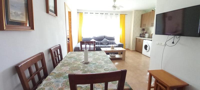 Foto 1a88012e-3fd1-4a9b-8f82-06480c8e0230. Piso  reformado con vistas al mar en playa de Garrucha Garrucha