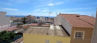 Flat  Nueva. Piso reformado con vistas al mar